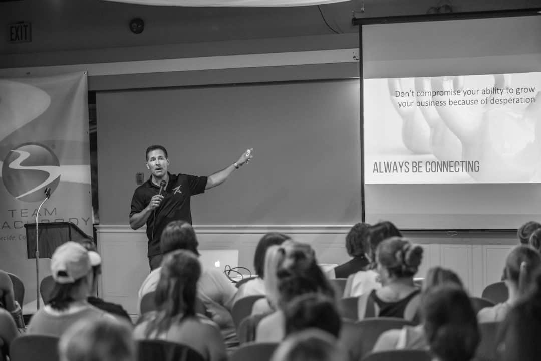 Eric Deschamps - Professional Speaker