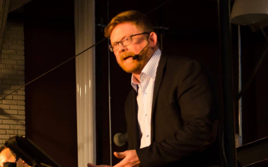 Rob Dale – Professional Speaker 1