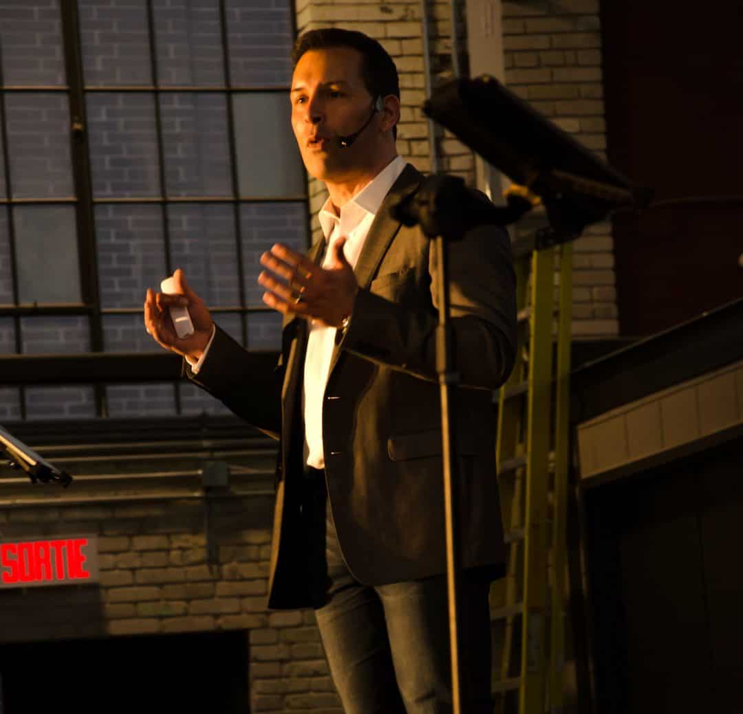 Eric Deschamps - Professional Speaker Ottawa